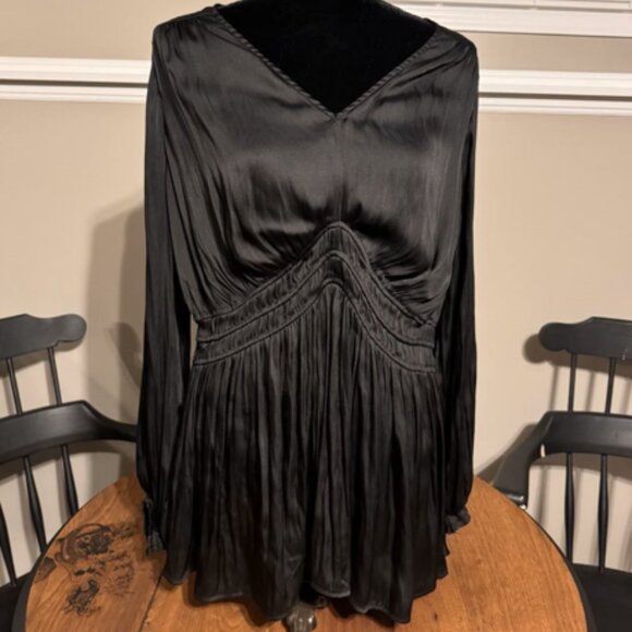 Torrid Top, 2X, Black - Picture 2 of 4